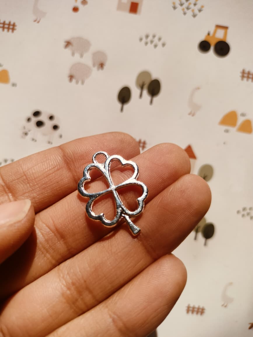 Clover Alloy Charm | Resin Jewelry Charm