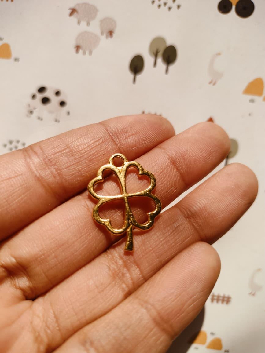 Clover Alloy Charm | Resin Jewelry Charm
