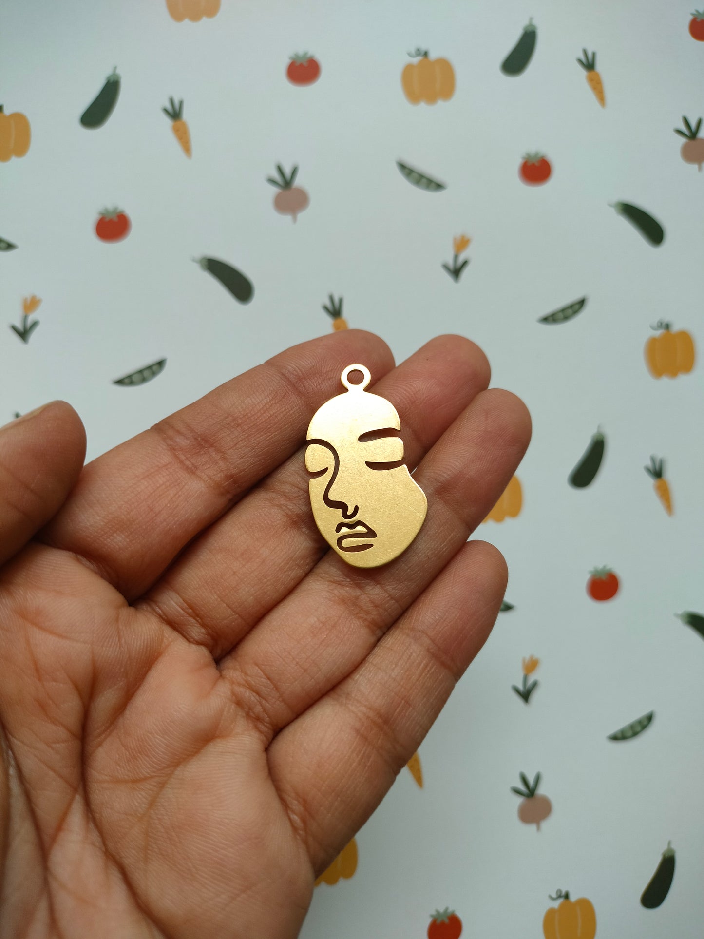 Face charm