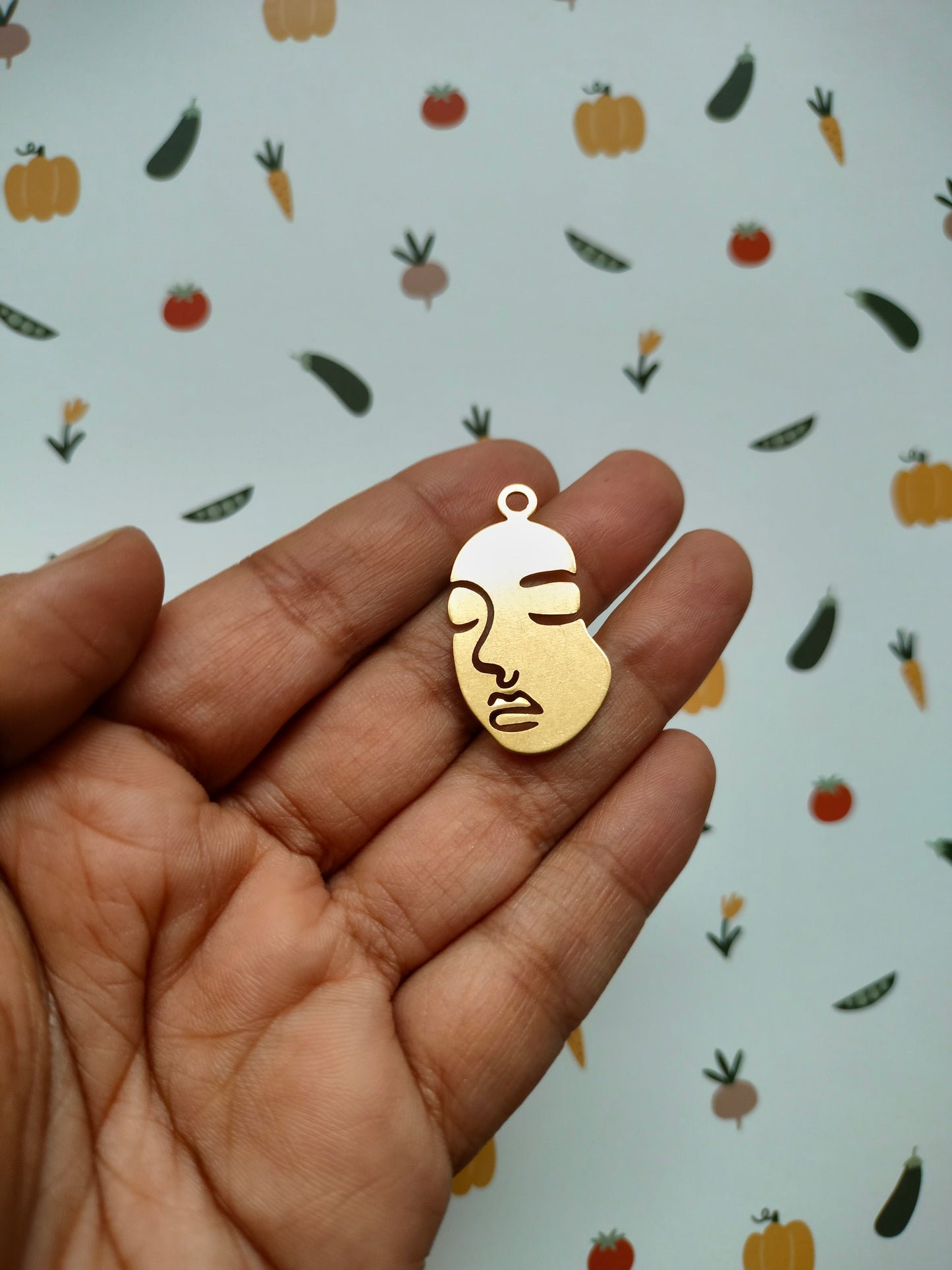 Face charm