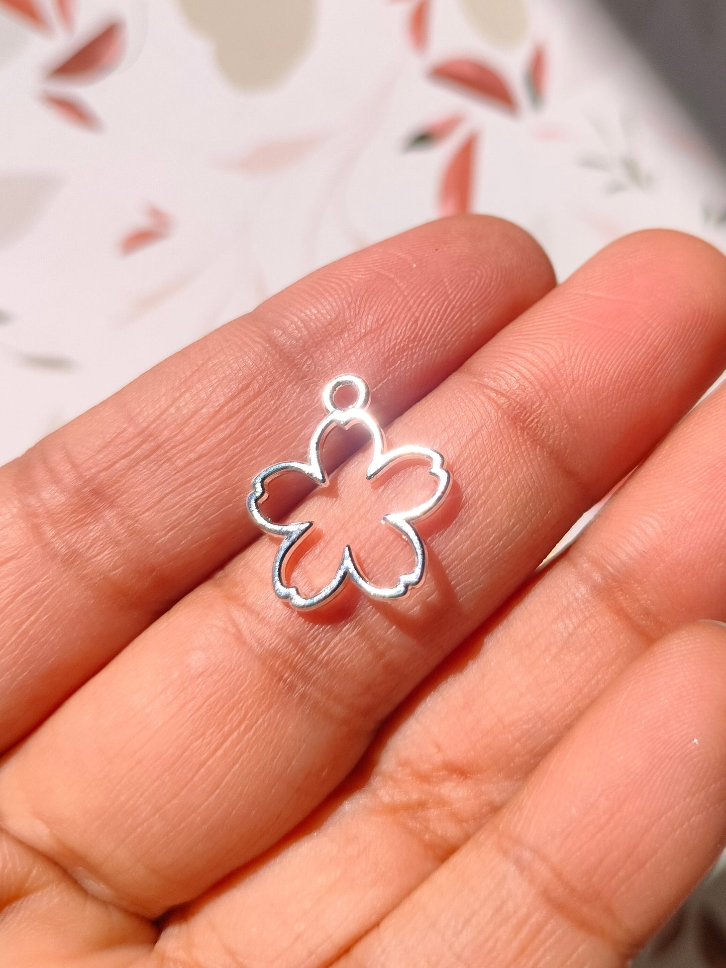 Sakura Flower Bezel |17*15 mm |Pendant | Resin Alloy Jewelry Making